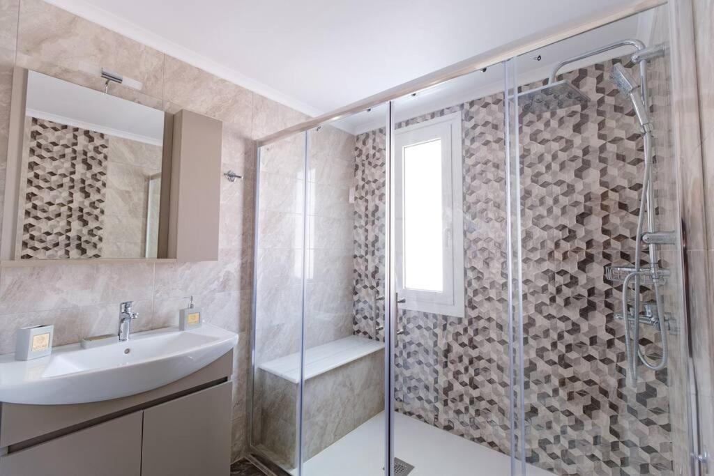 Lefkathia Beach Villa - Gated Beach-Front Private Villa At Lefkathia Beach, Chios! Volissos Bagian luar foto